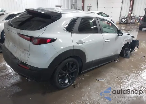 2024 Mazda Cx-30 2.5 S Select Sport z USA, uszkodzony, nr VIN 3MVDMBBMXRM647337